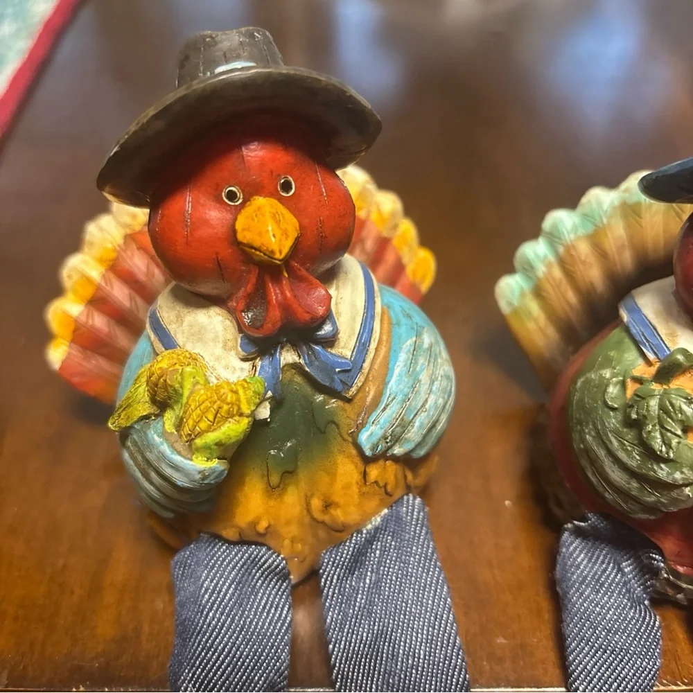 THANKSGIVING/FALL SHELF SITTER TURKEY FIGURINE 4